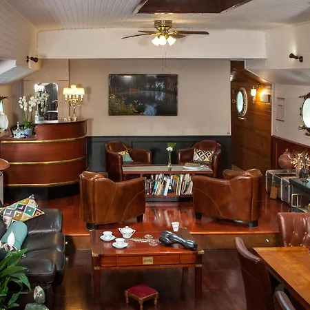 Couette-café Péniche D'hôtes Mirage 2*