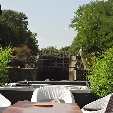 Couette-café Péniche D'hôtes Mirage Carcassonne