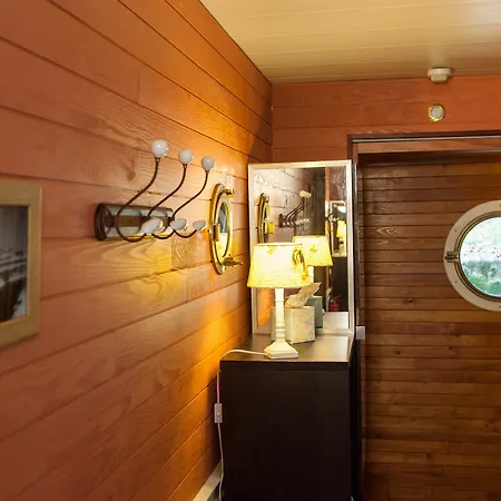 Péniche D'hôtes Mirage 2* Carcassonne