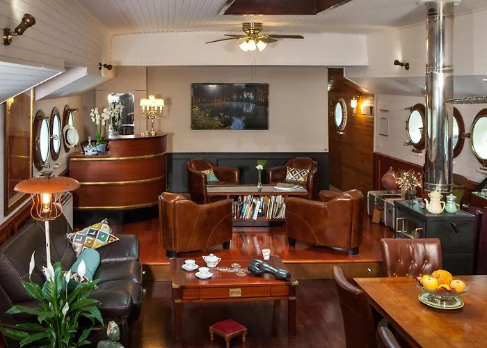 Alojamento de Acomodação e Pequeno-almoço Peniche D'hotes 